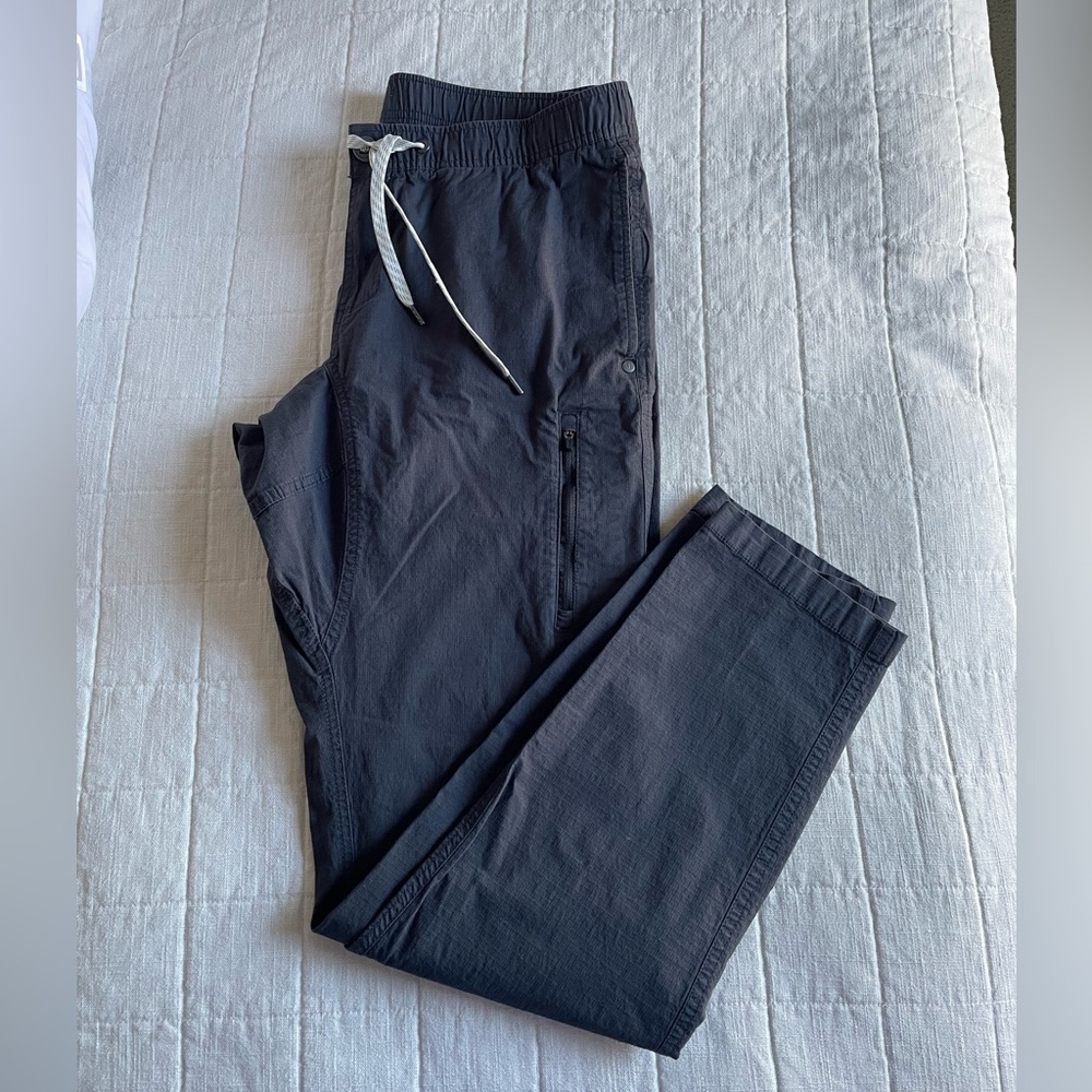 Vuori Black Drawstring Jogger Pants
